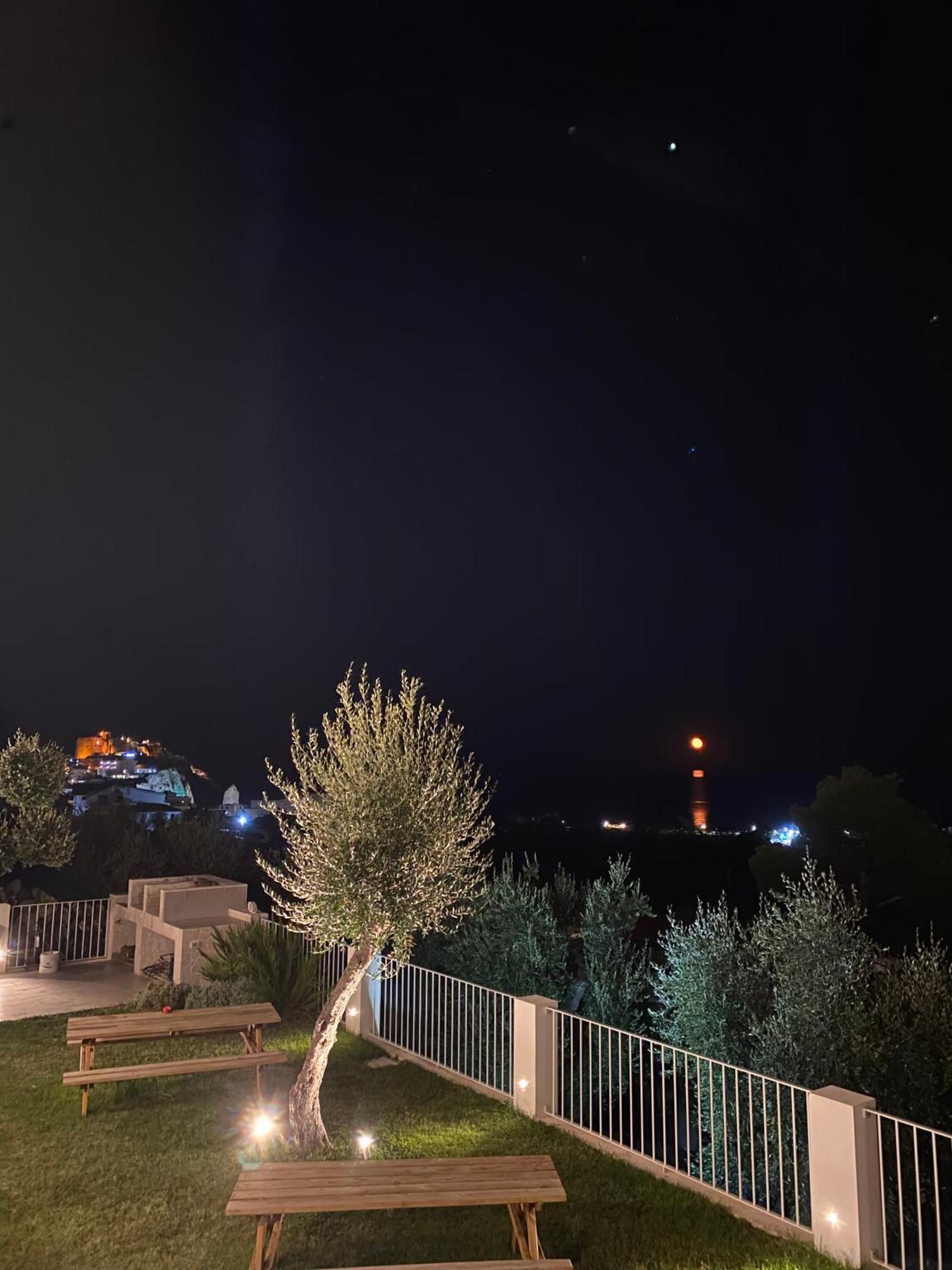 Casaragno Villa Vieste Bagian luar foto